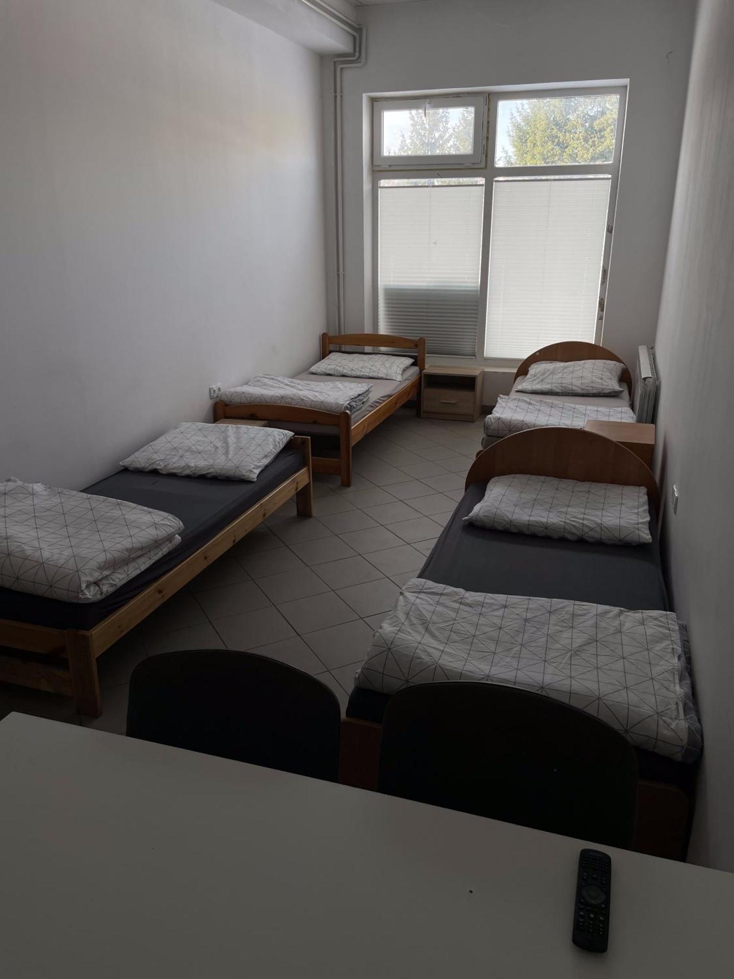 Noclegi Pracownicze Lazur Ciechanów エクステリア 写真